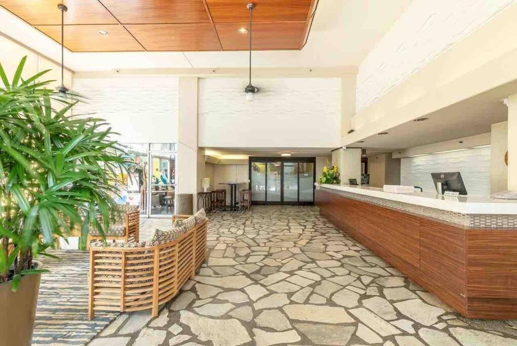 Pacific Monarch Aparthotel Honolulu Exterior photo