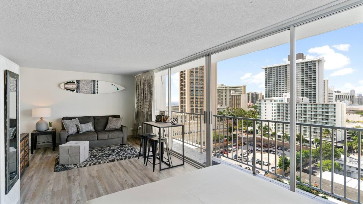 Pacific Monarch Aparthotel Honolulu Exterior photo